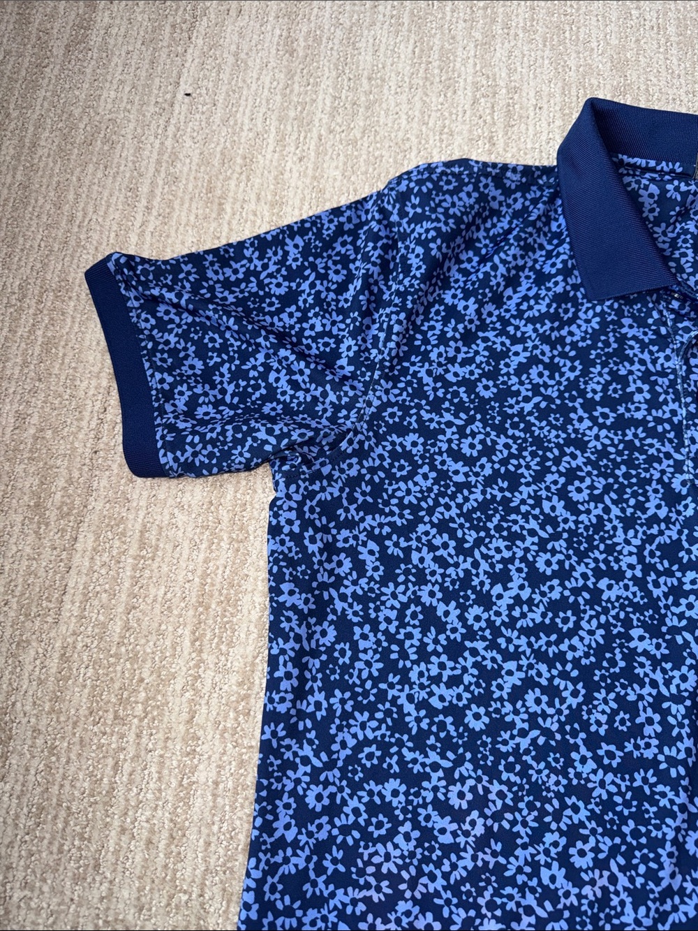 G/Fore Men's Size M Blue Danube Daisy Floral Stretch Golf Polo Performance Shirt - Picture 5 of 12